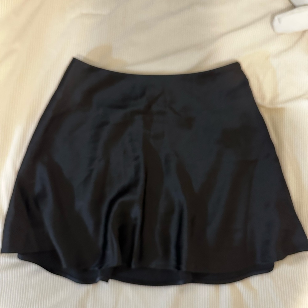 Forever 21 Black Satin Mini Skirt